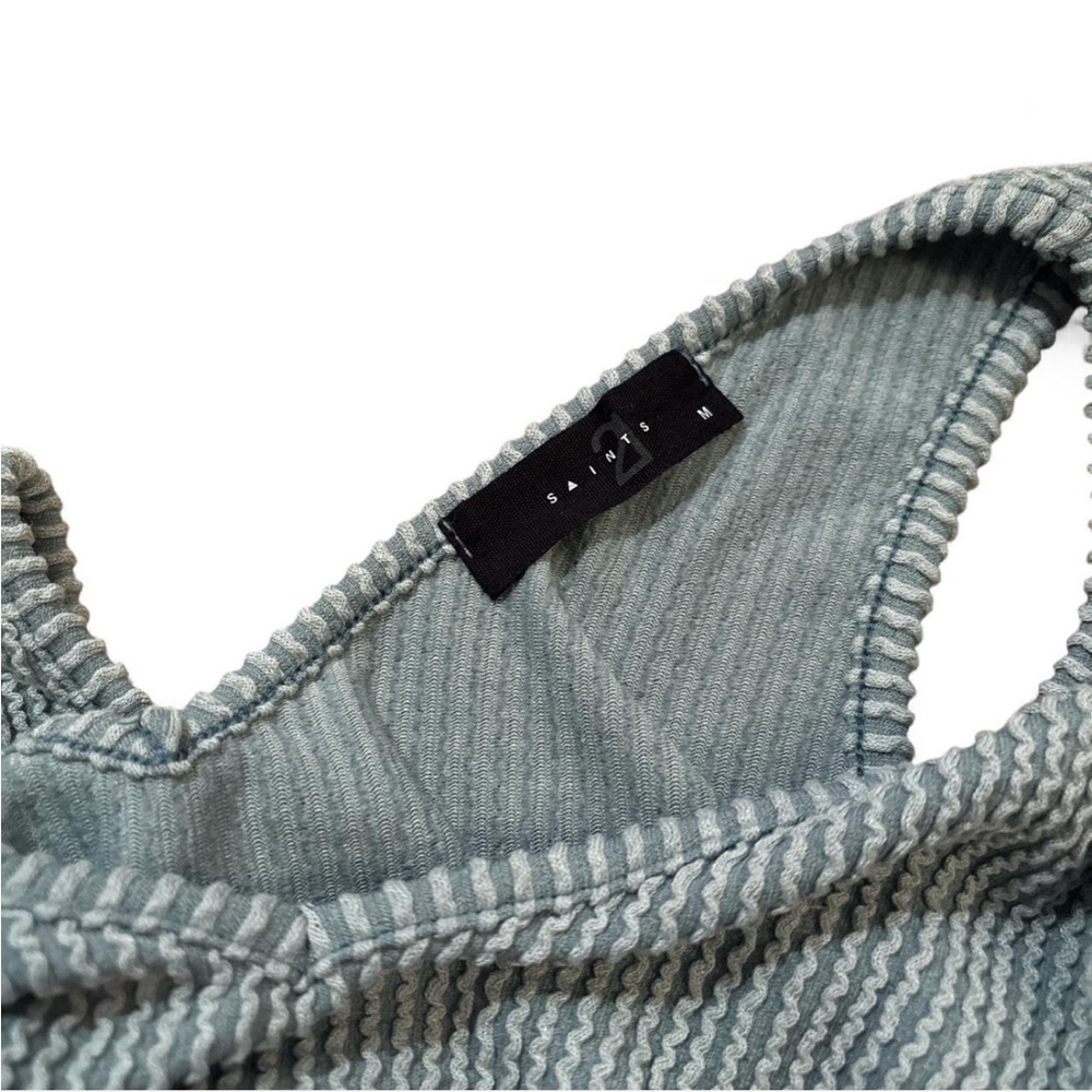 Light blue ribbed V-Neck Crop Top - Picture 3 of 3
